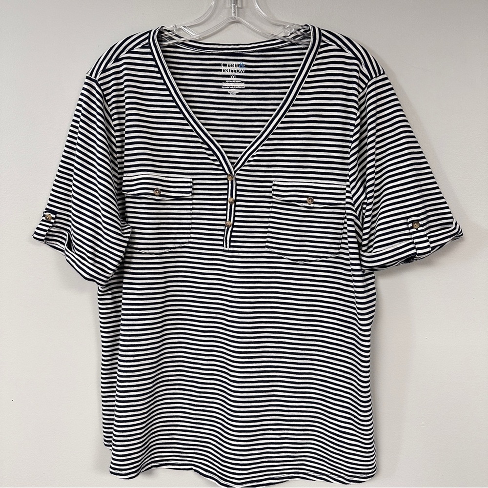 Croft & Barrow navy & white striped V neck top, pocket flaps, sleeve tabs, XXL